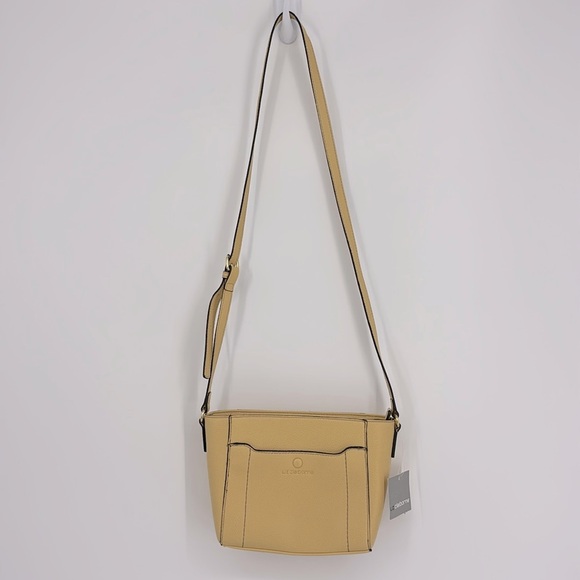 Liz Claiborne Gracie East West Crossbody Bag in Butter Yellow New with tags! - Picture 1 of 13